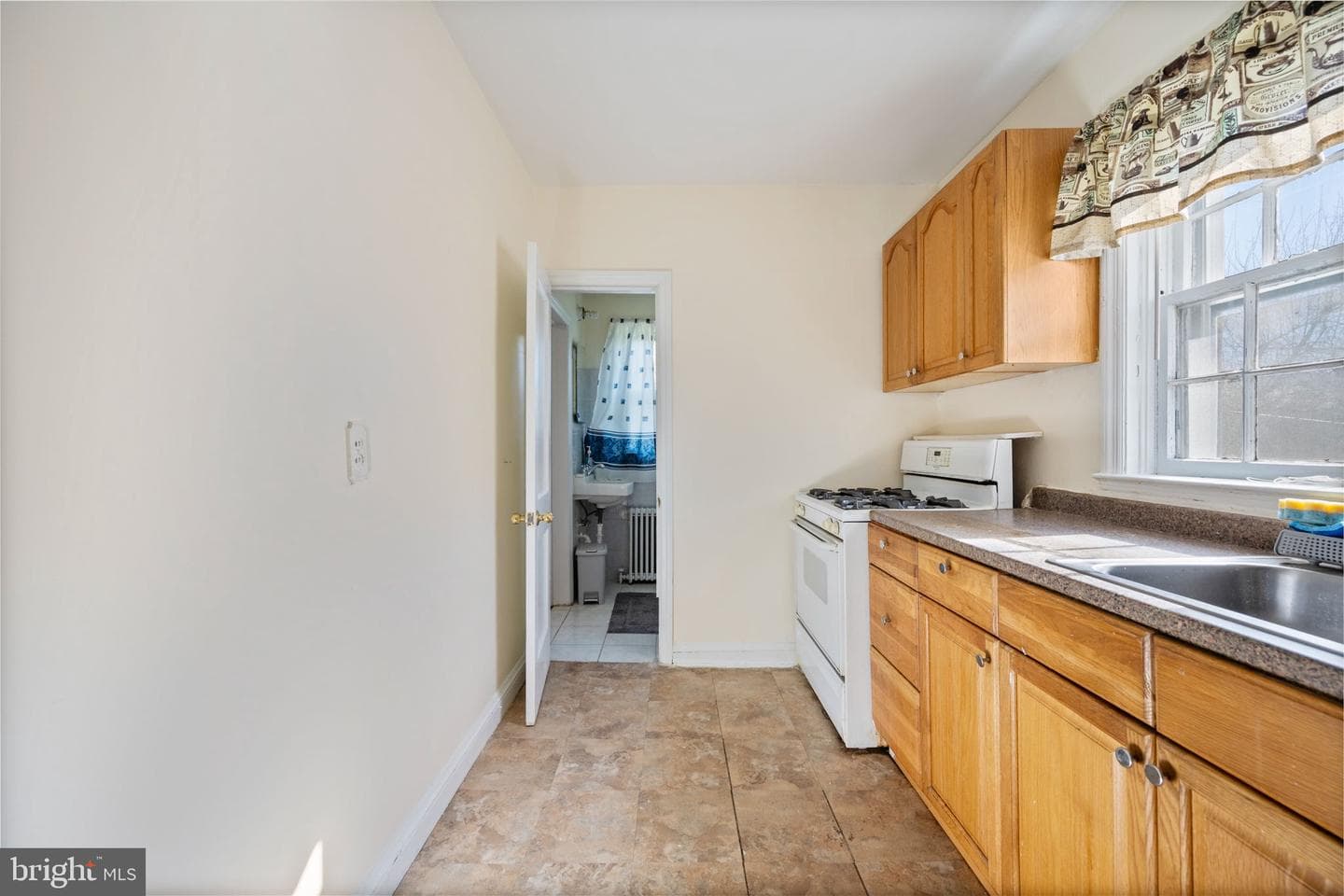 2910 Clearview Avenue photo 6