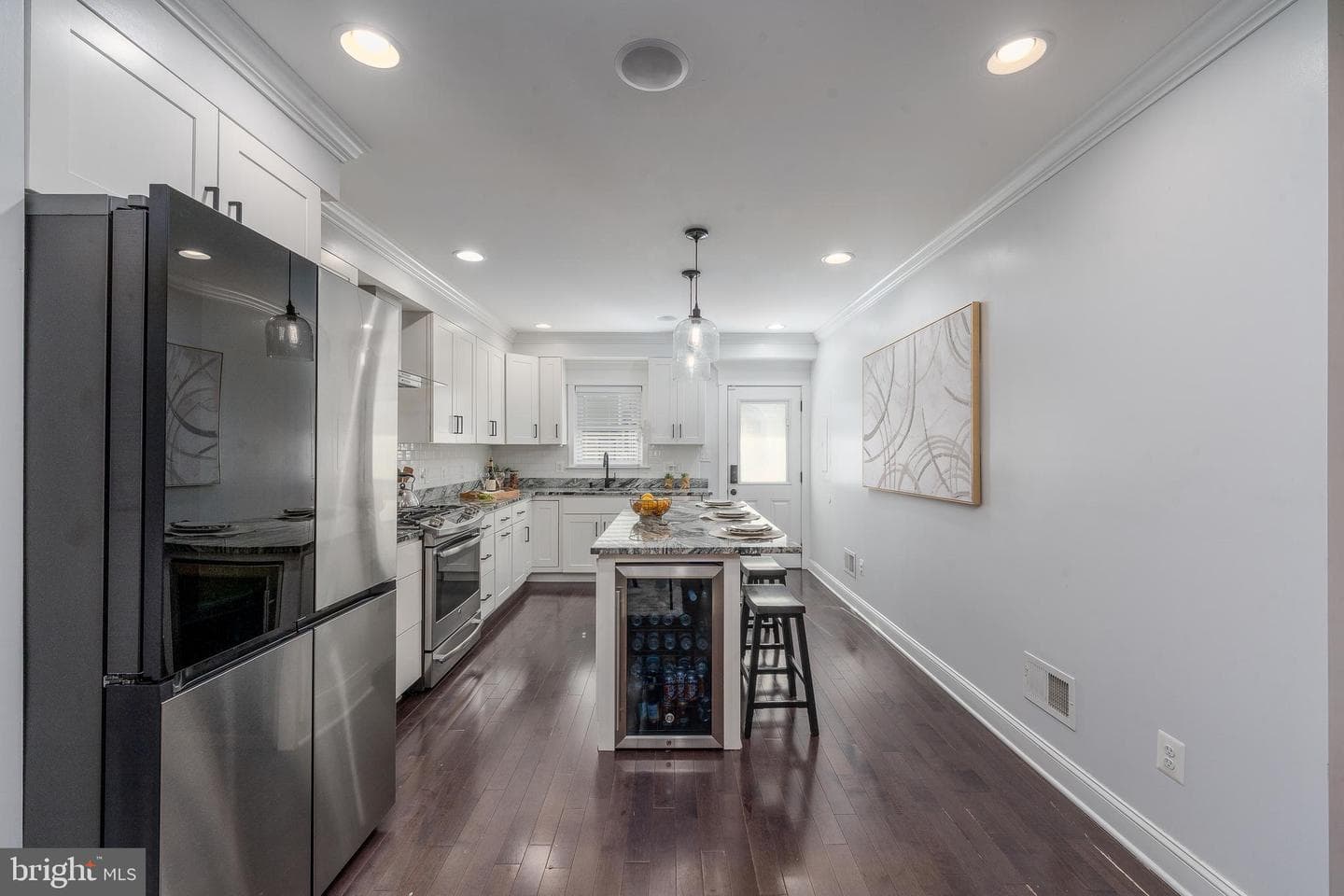 934 S Clinton Street photo 12