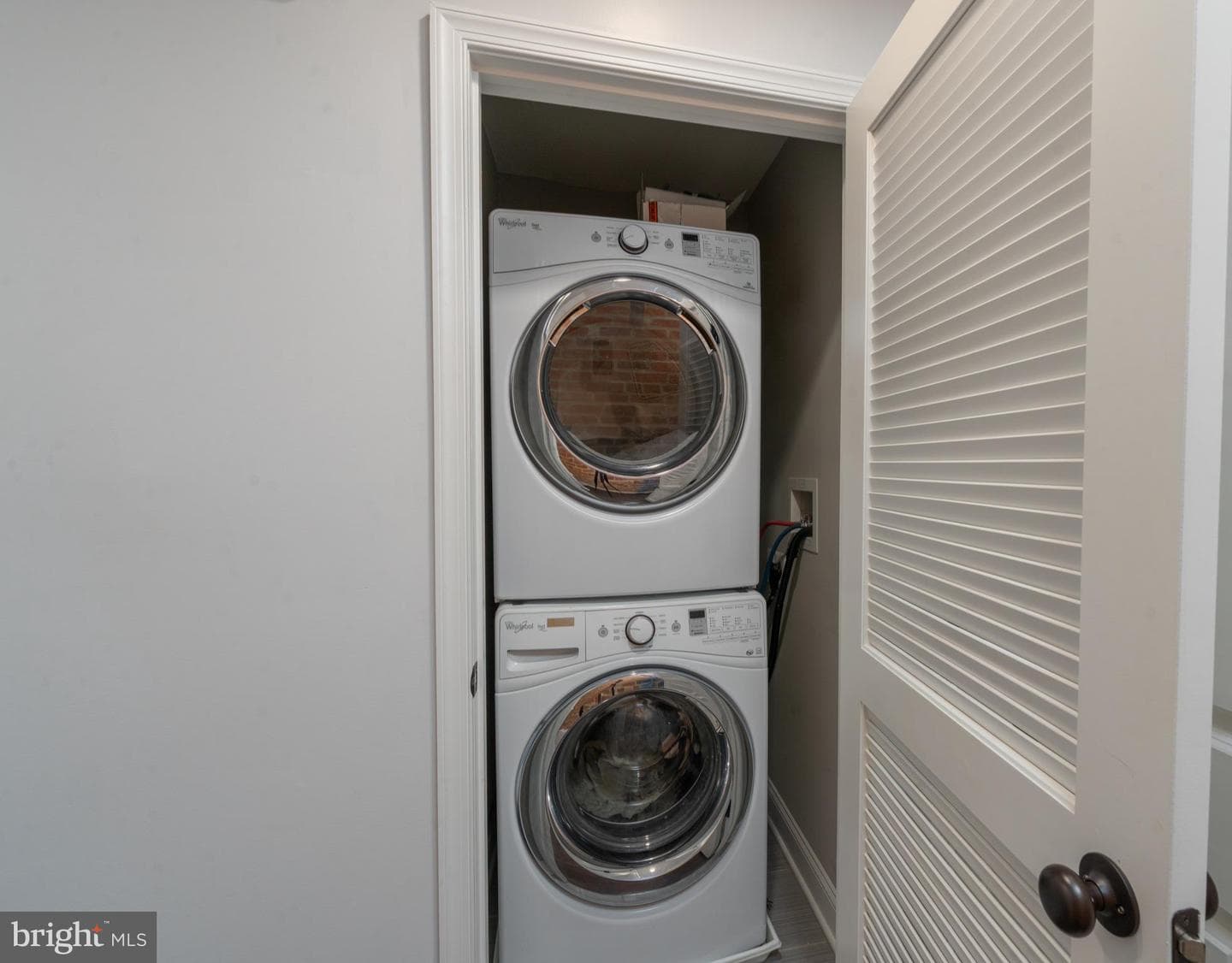 934 S Clinton Street photo 22