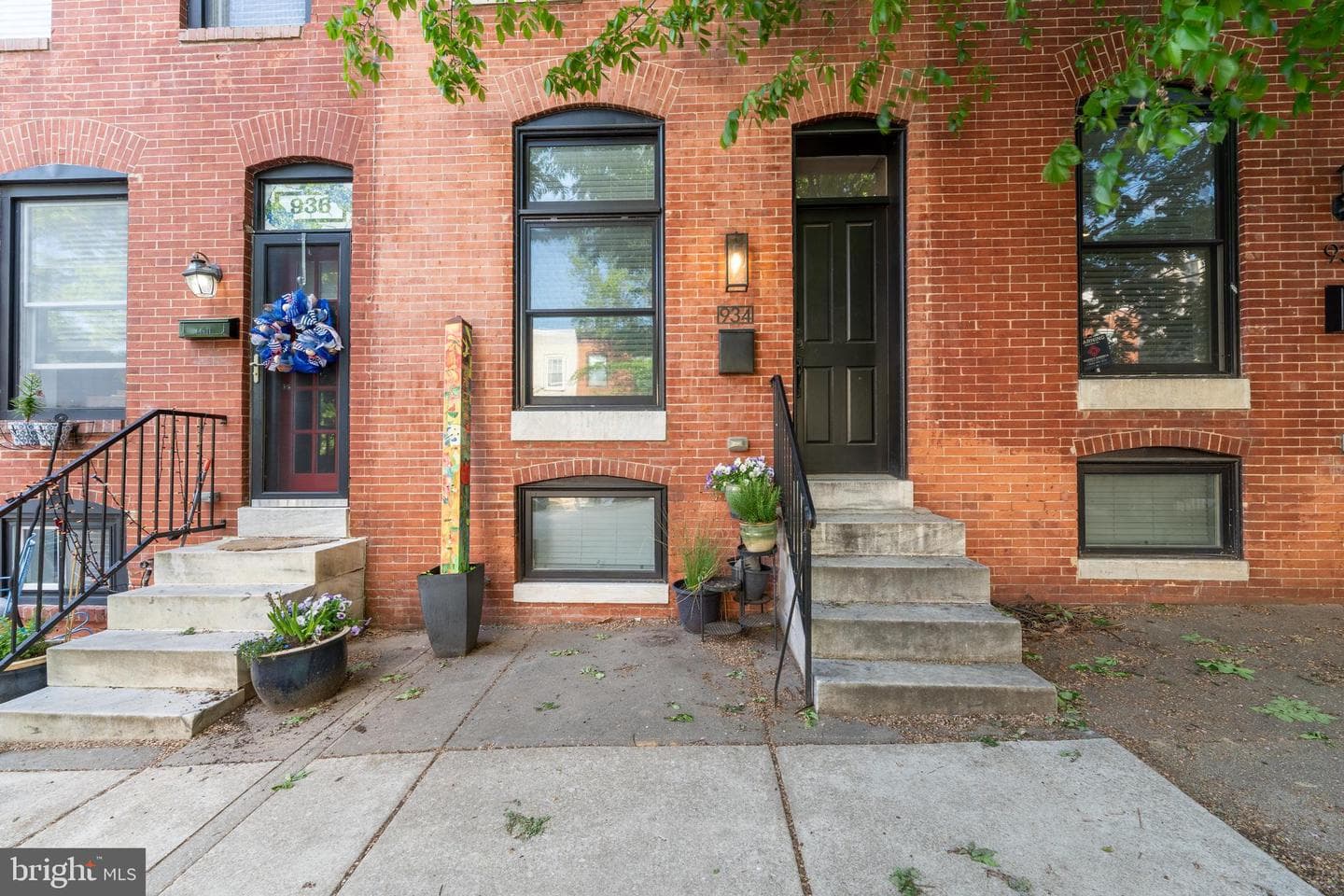 934 S Clinton Street photo 4