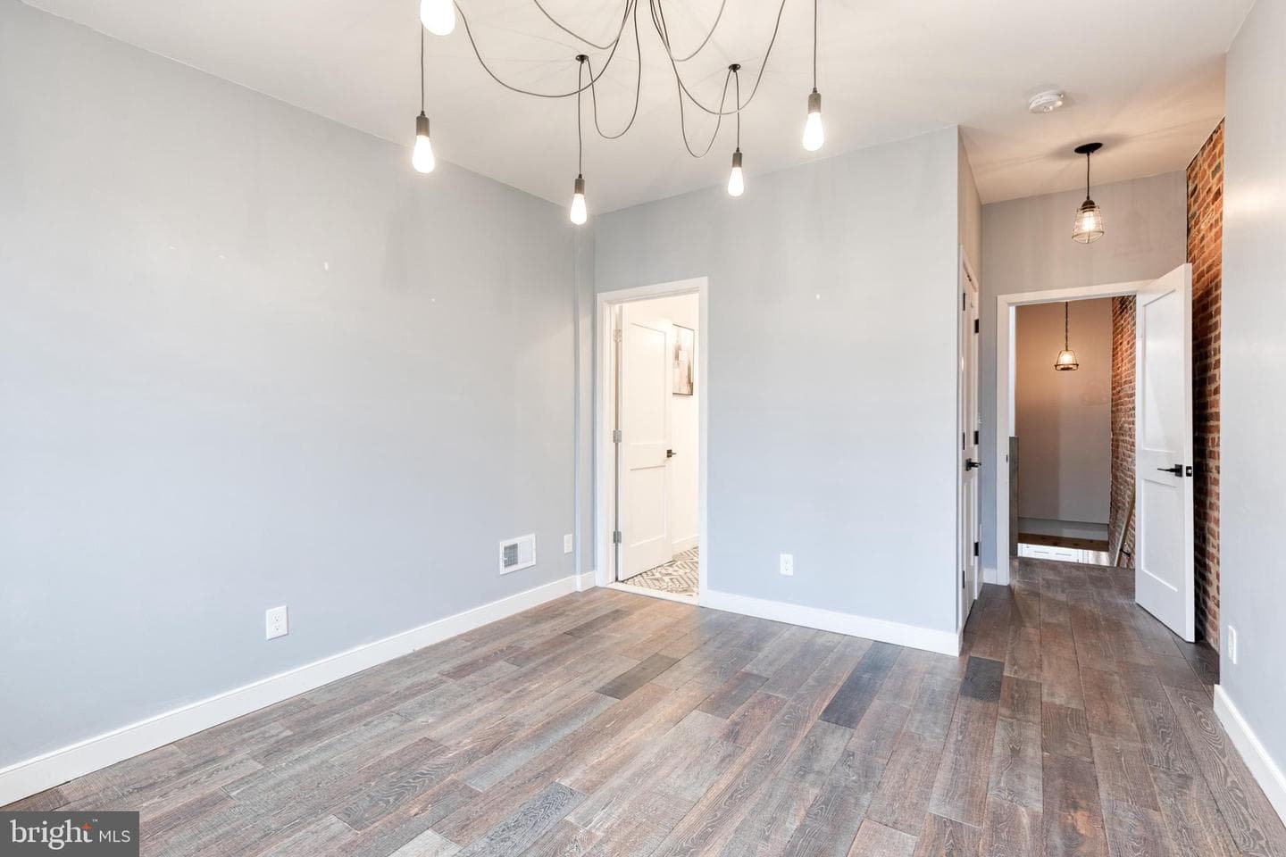118 S Eaton Street photo 21