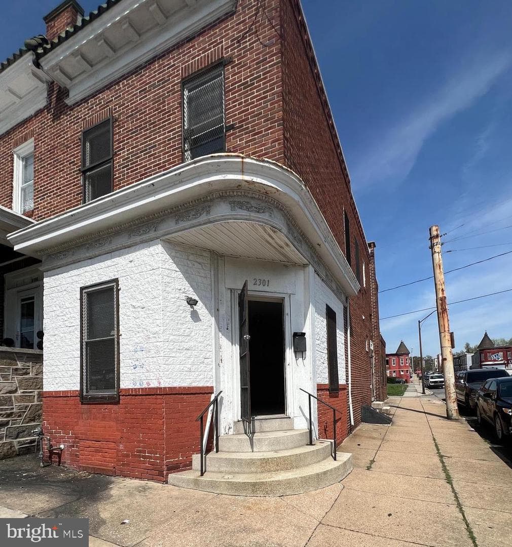 2301 Monroe Street N photo 12
