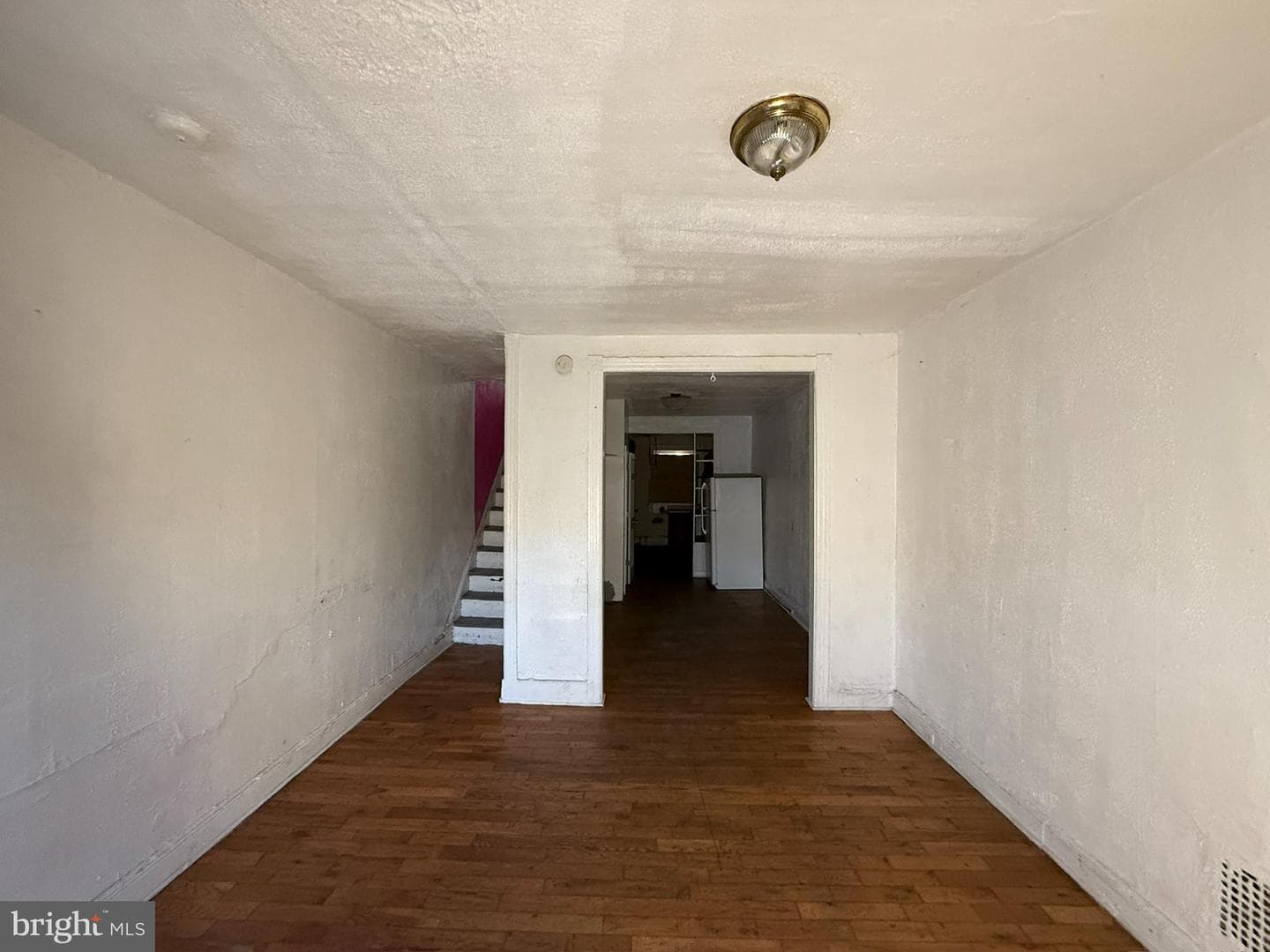 122 Haven Street N photo 6