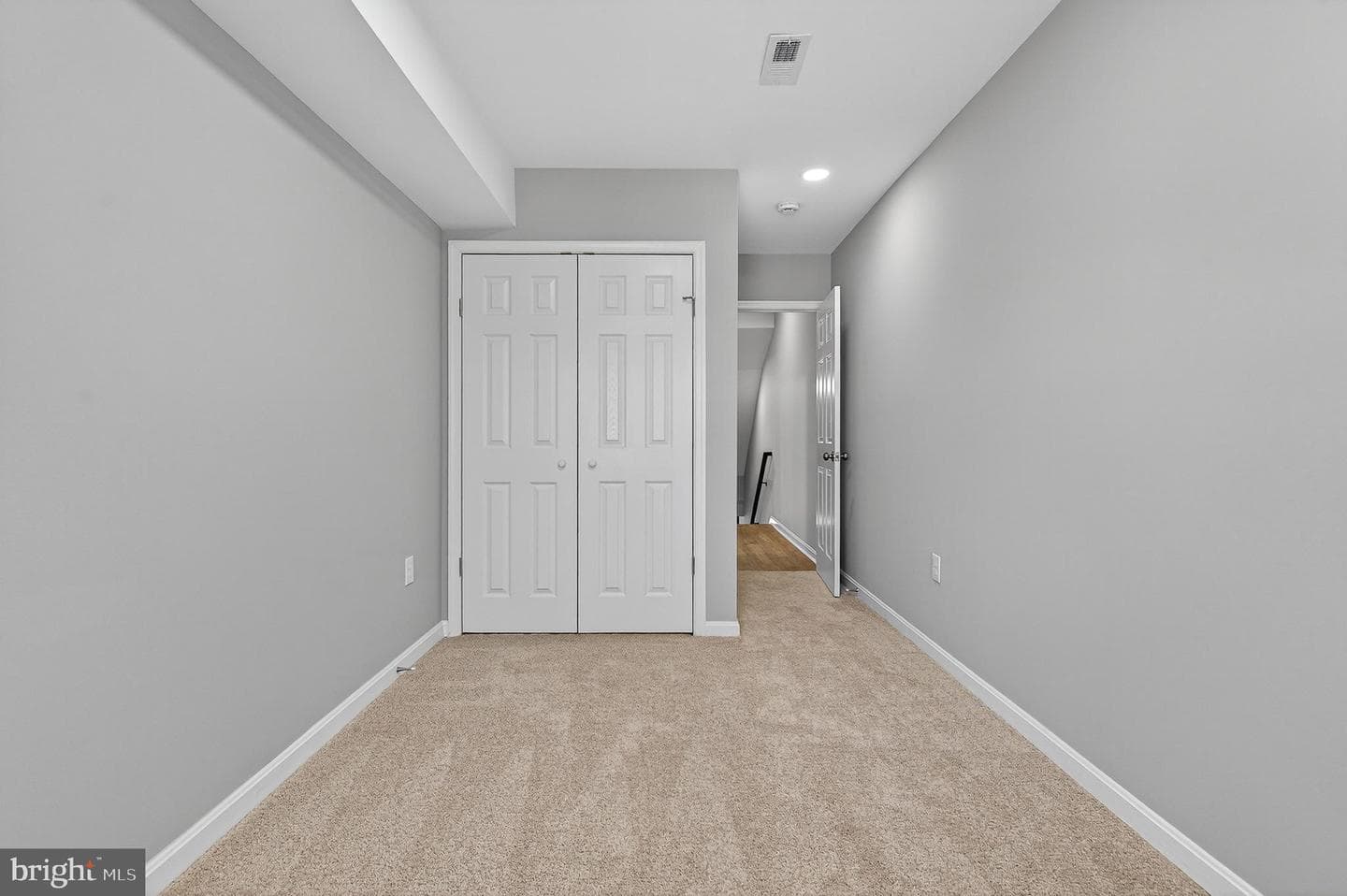 1134 N Fulton Avenue photo 14