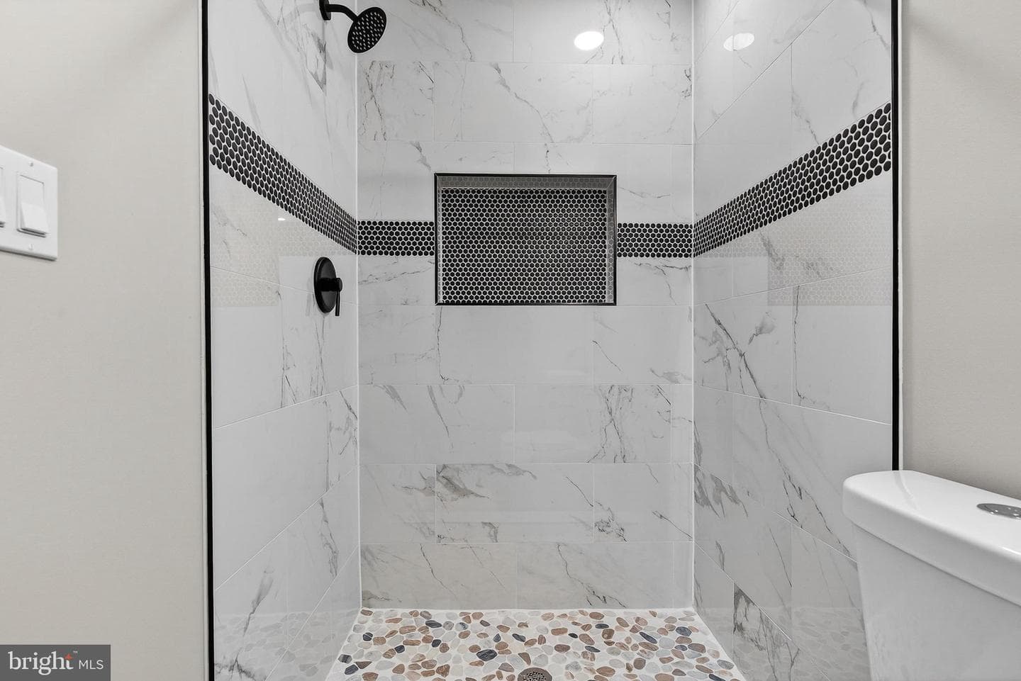 1134 N Fulton Avenue photo 22