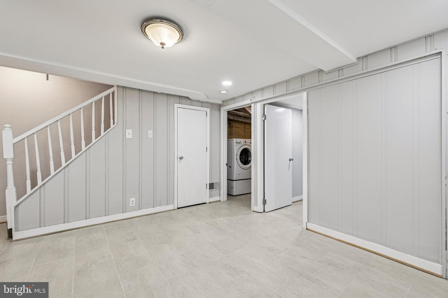 4546 Mountview Road photo 20