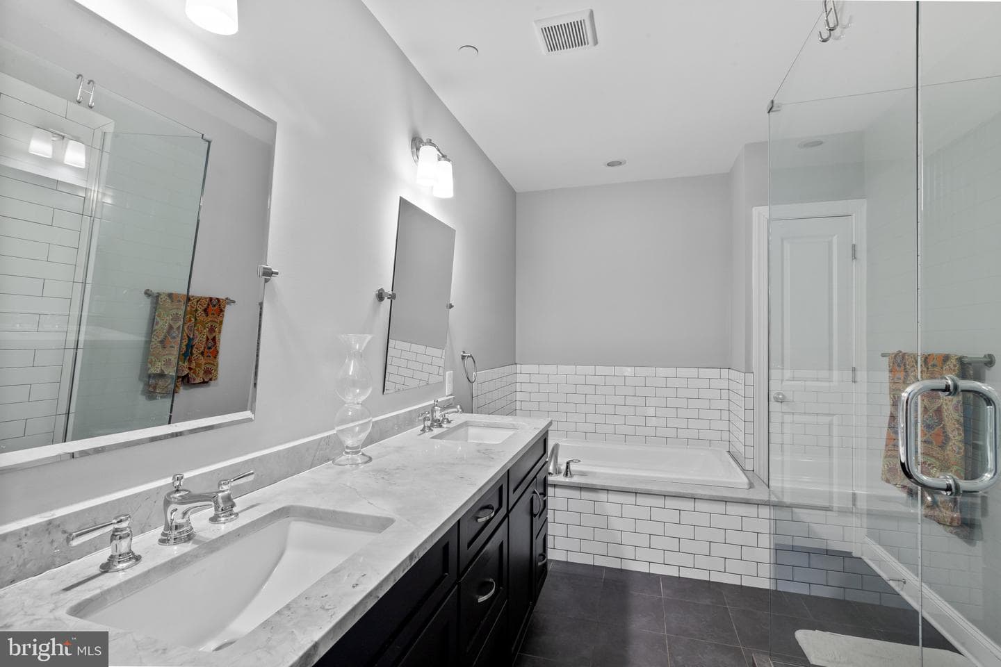 3800 Dillon Street photo 14
