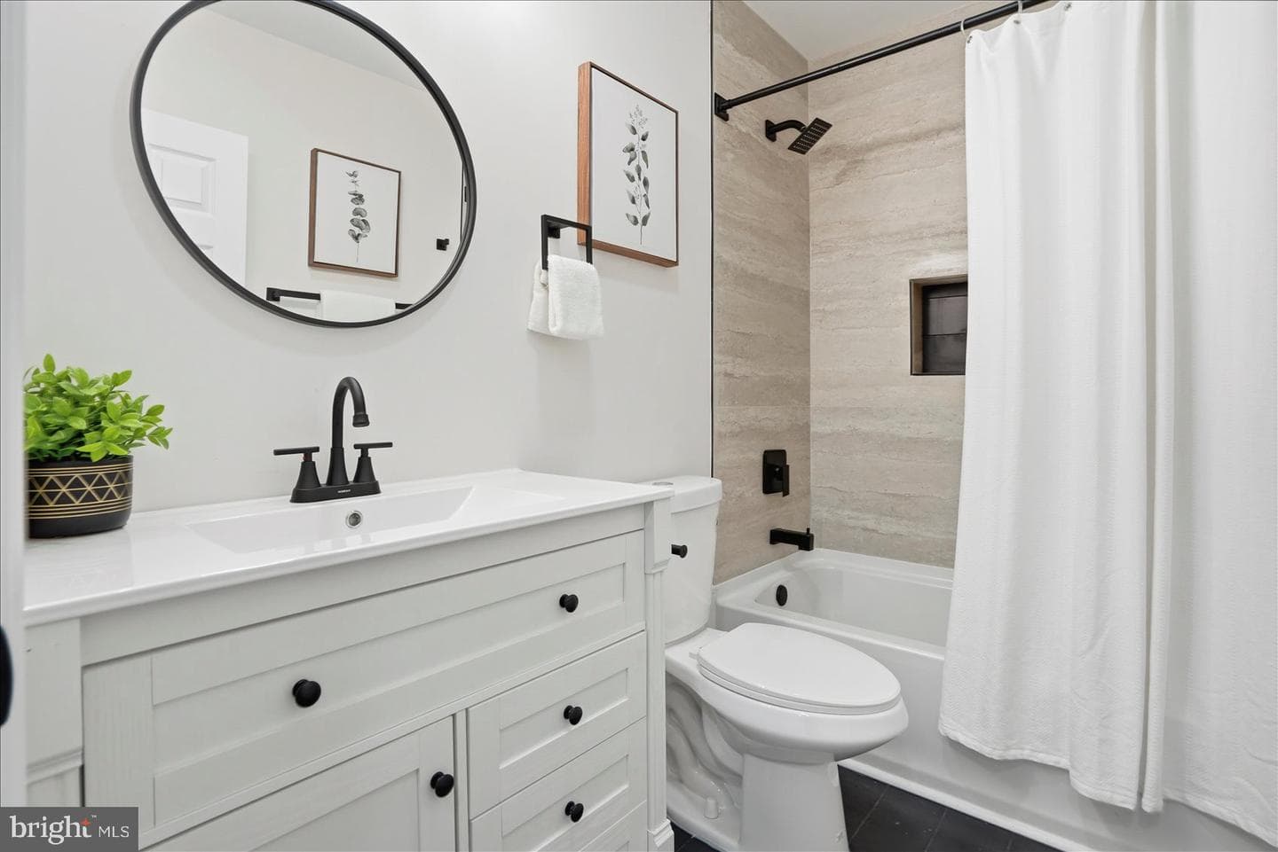 3919 Brooklyn Avenue photo 20