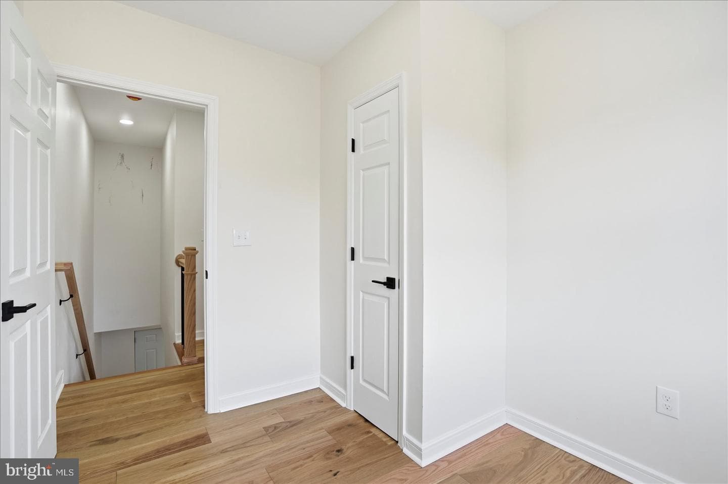 3919 Brooklyn Avenue photo 26