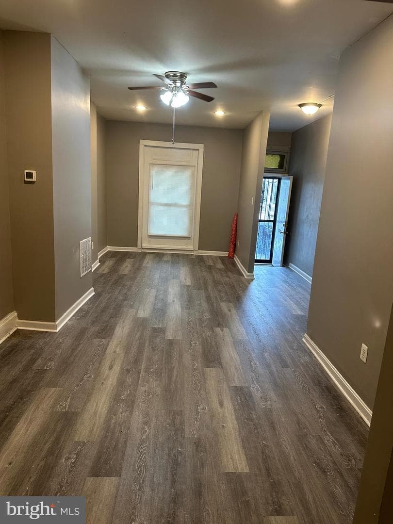 3021 Grayson Street photo 3