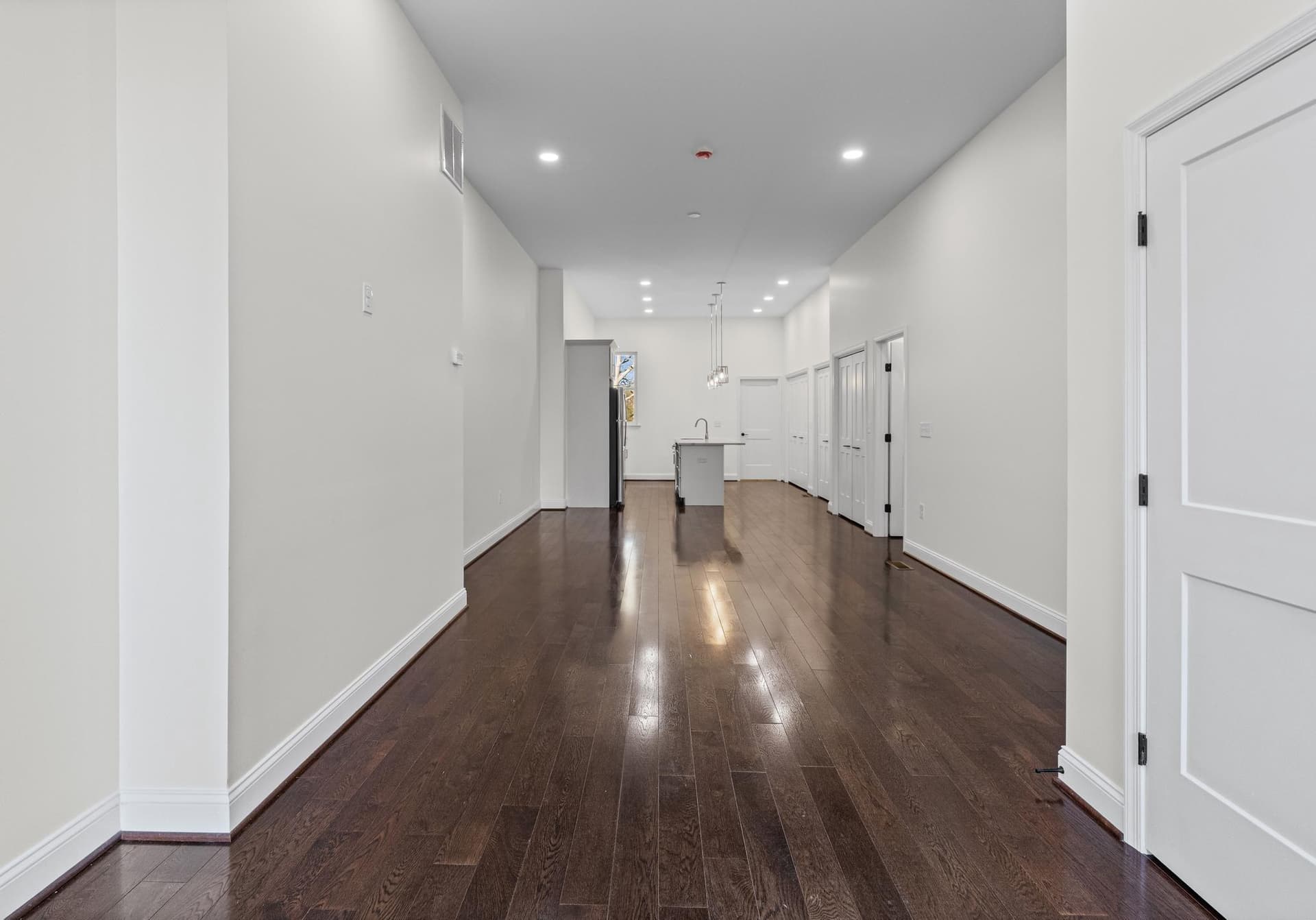 532 N Carrollton Avenue photo 8