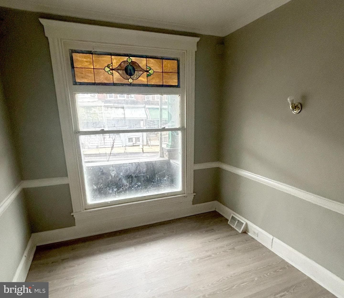 1706 N Bentalou Street photo 4