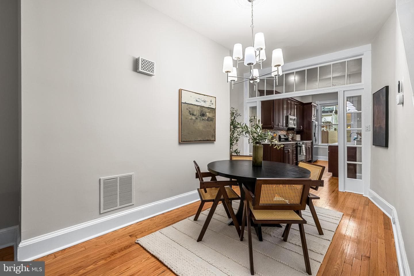 21 S Linwood Avenue photo 14