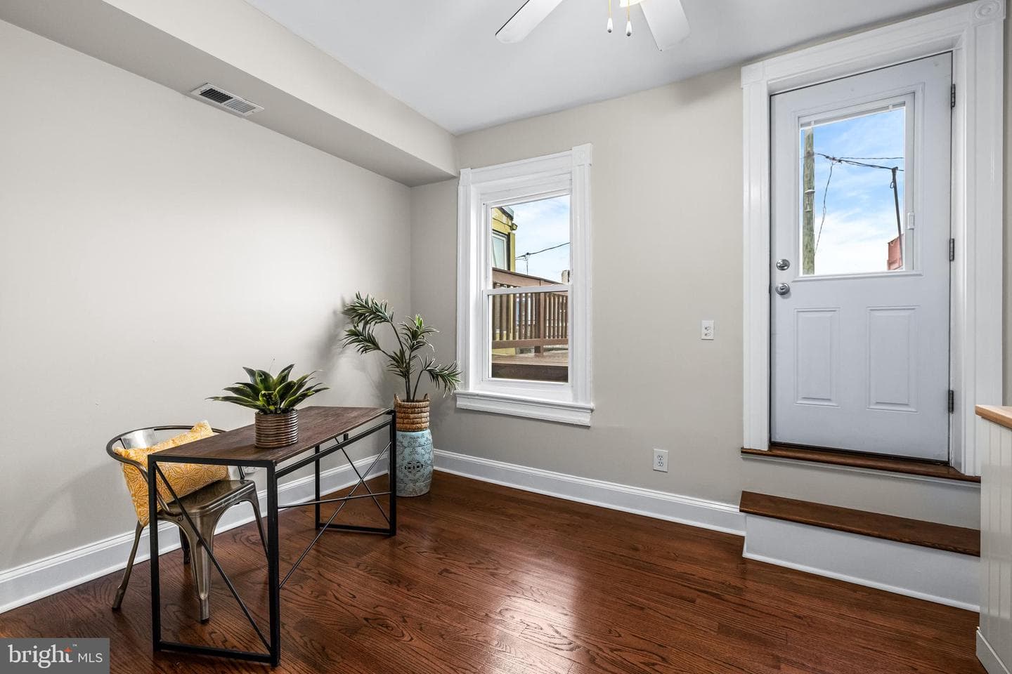 21 S Linwood Avenue photo 29
