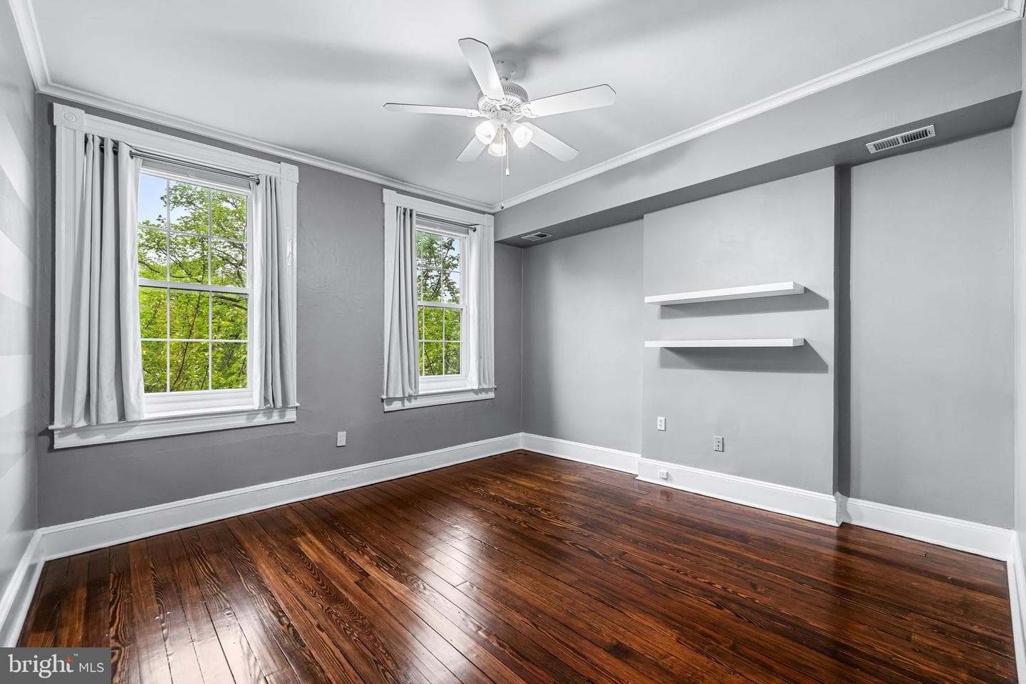 21 S Linwood Avenue photo 38