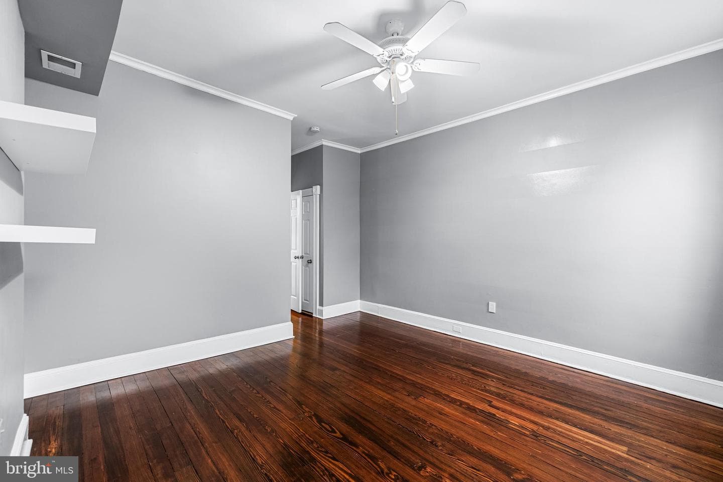 21 S Linwood Avenue photo 40
