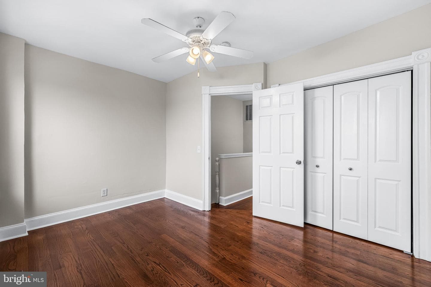 21 S Linwood Avenue photo 45
