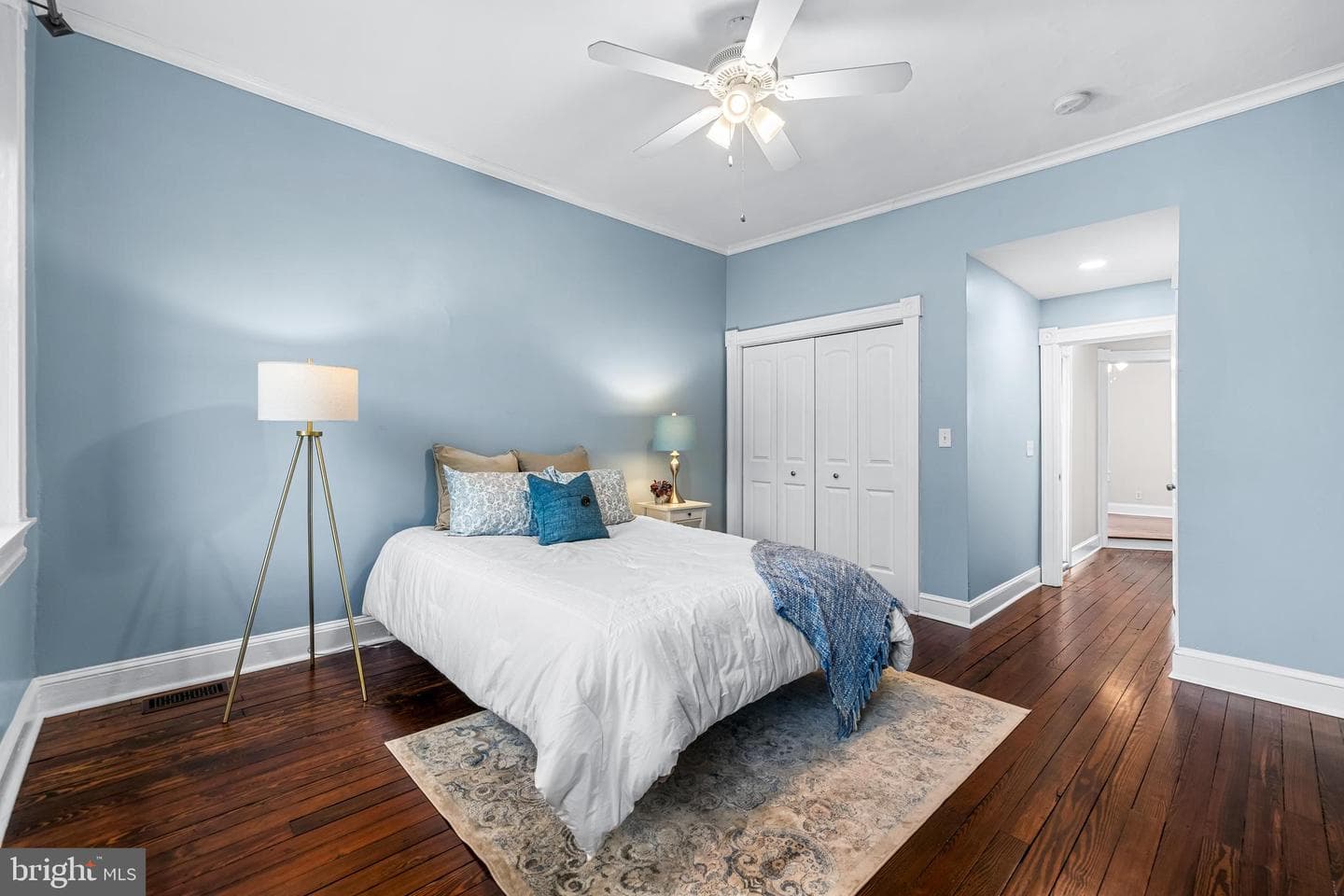 21 S Linwood Avenue photo 48
