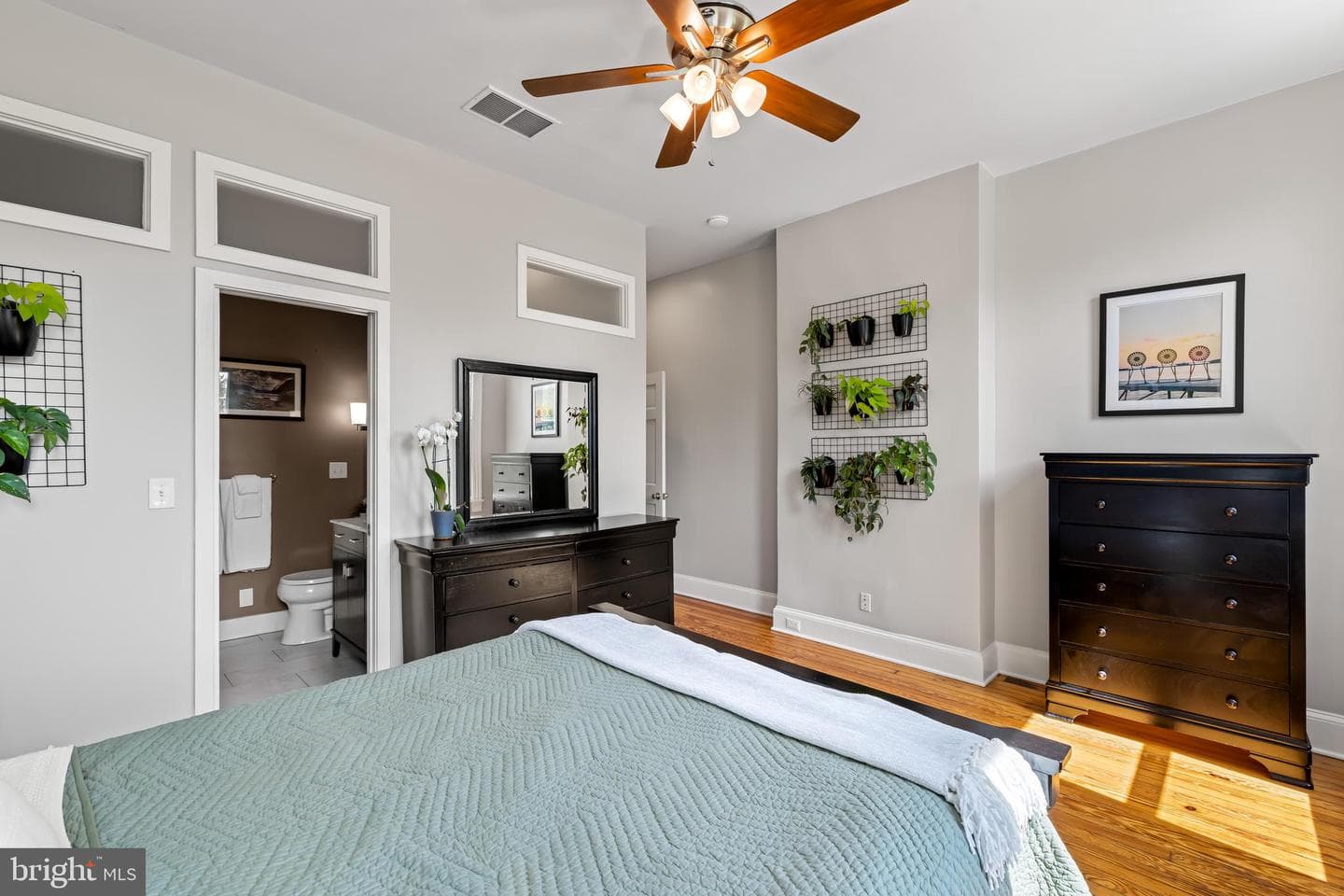 2534 E Baltimore Street photo 21