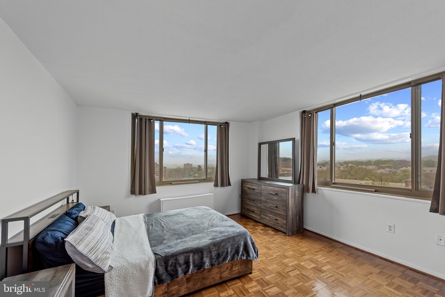 1 E University Parkway #1205 photo 16