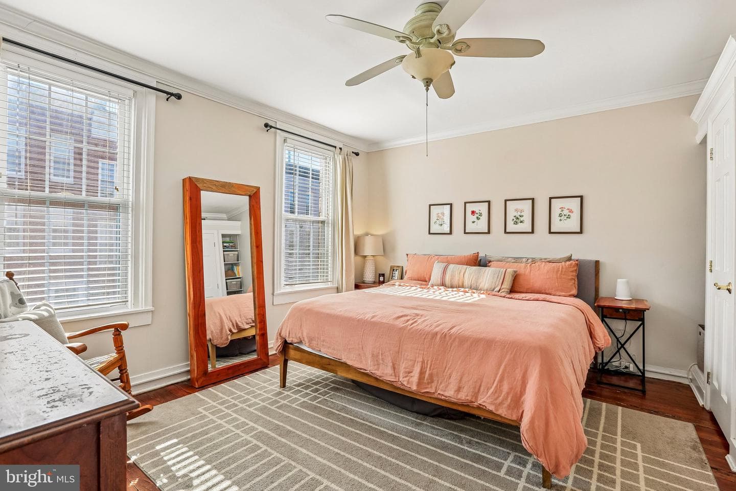 1279 William Street photo 12