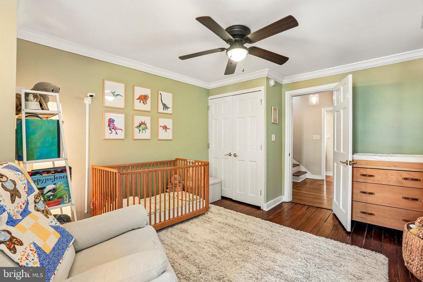1279 William Street photo 17