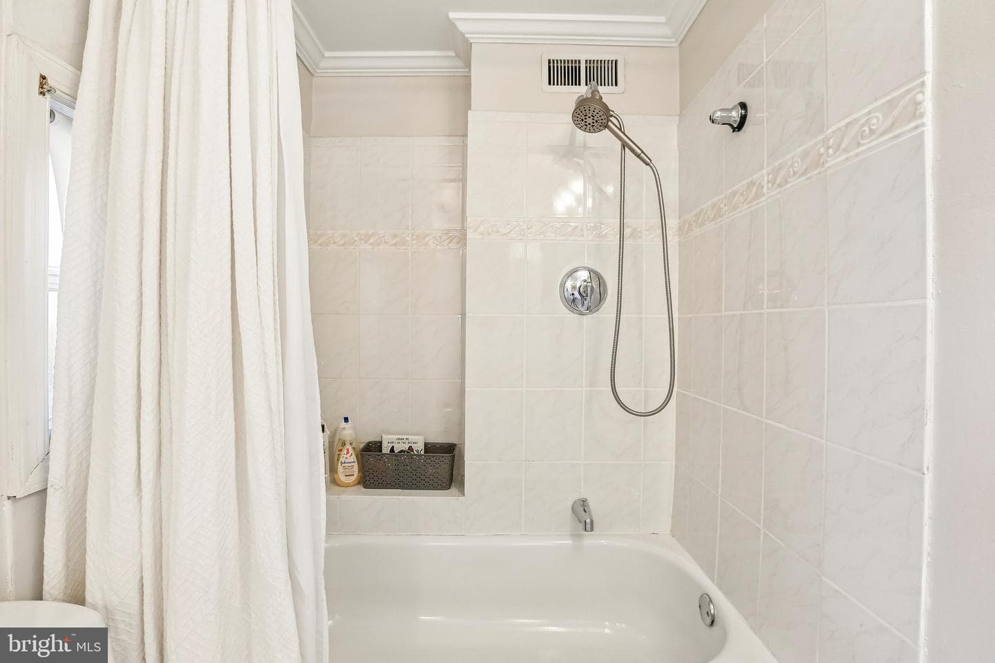 1279 William Street photo 20