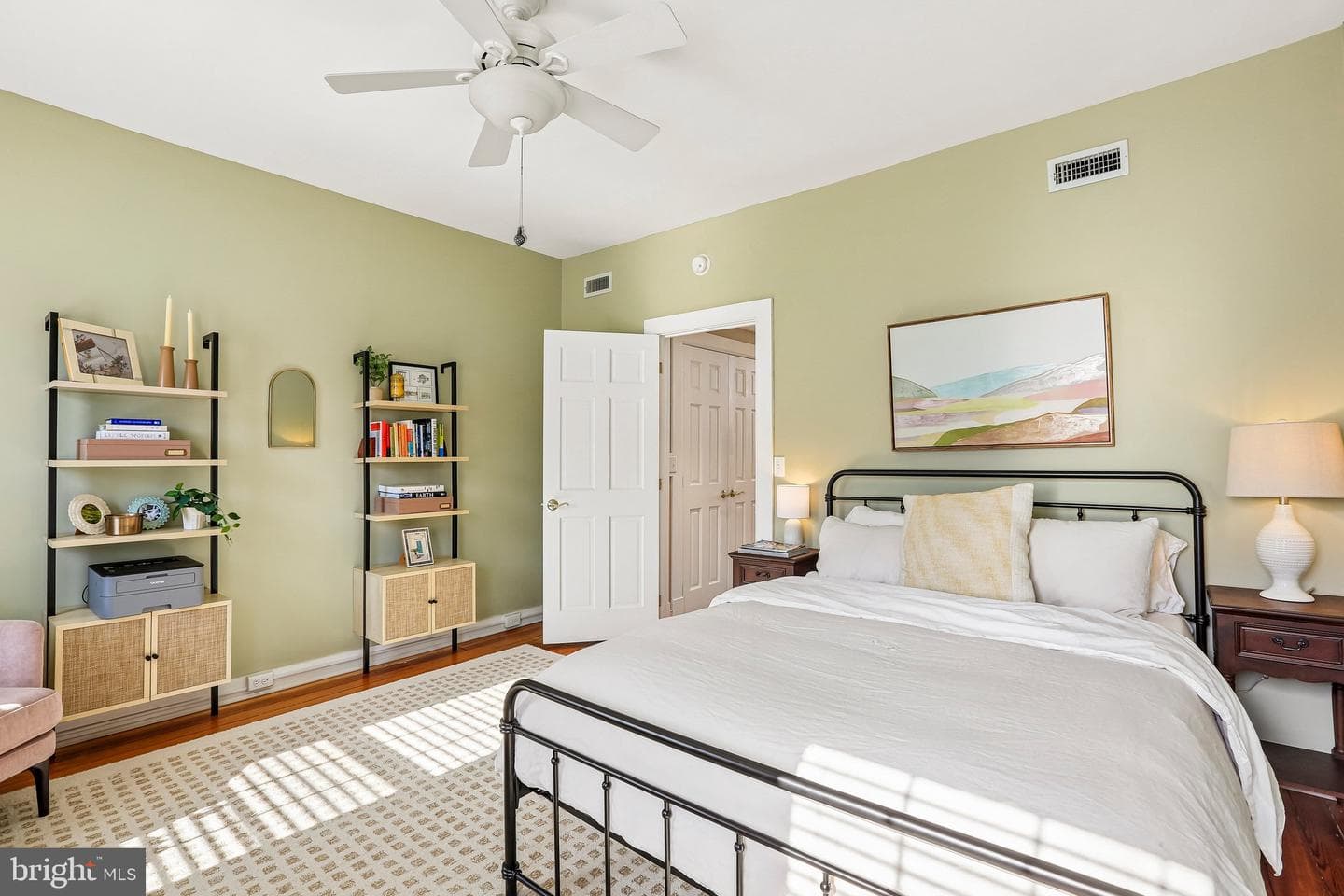 1279 William Street photo 27