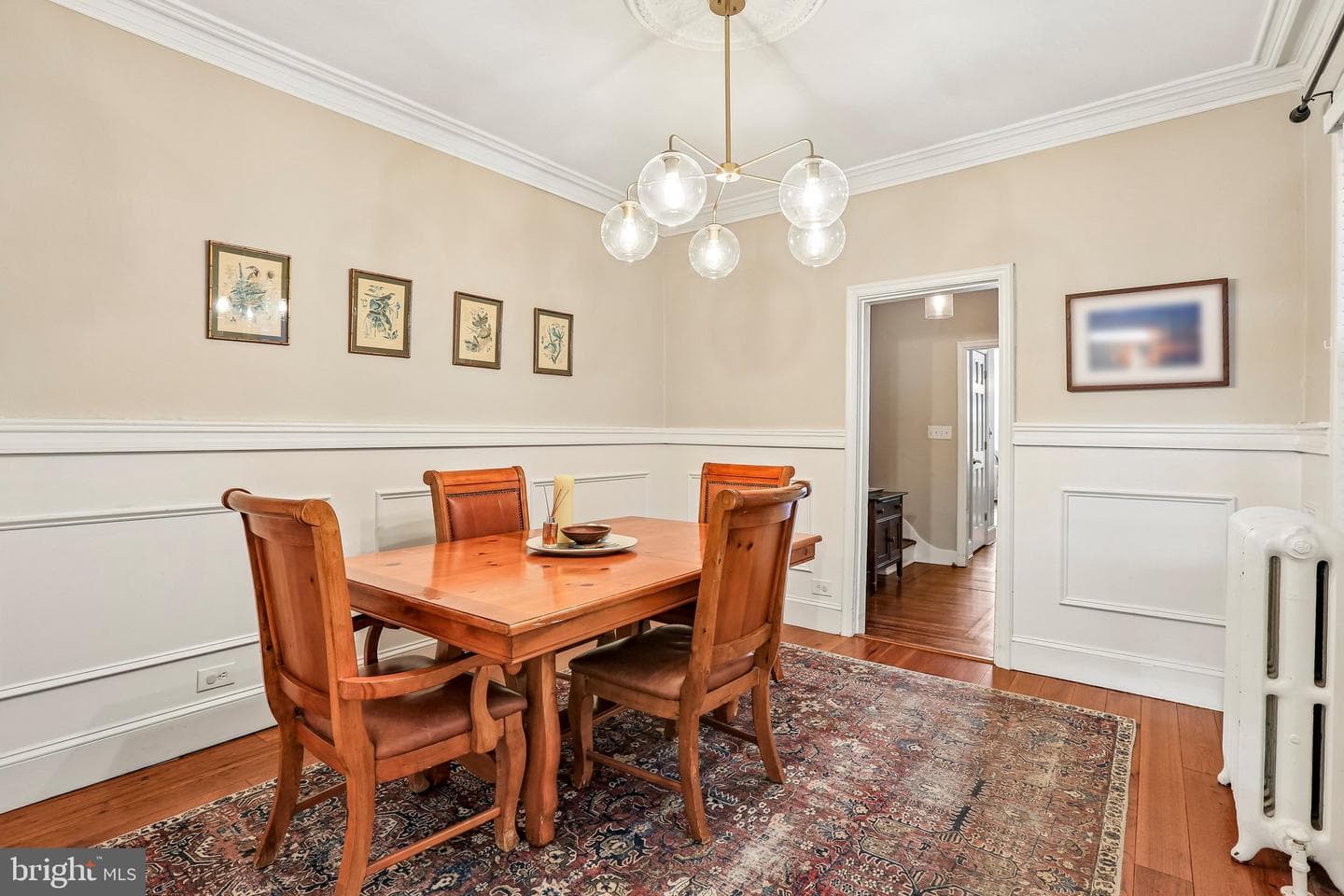 1279 William Street photo 7