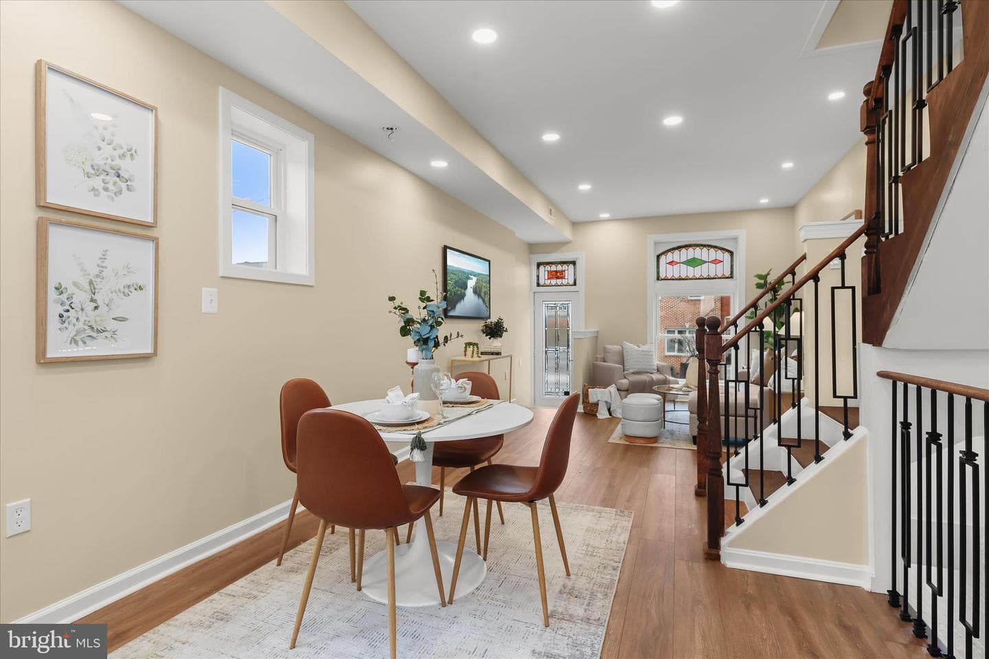 531 S Kenwood Avenue photo 8