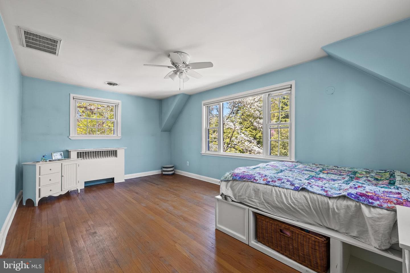 702 W Melrose Avenue photo 41