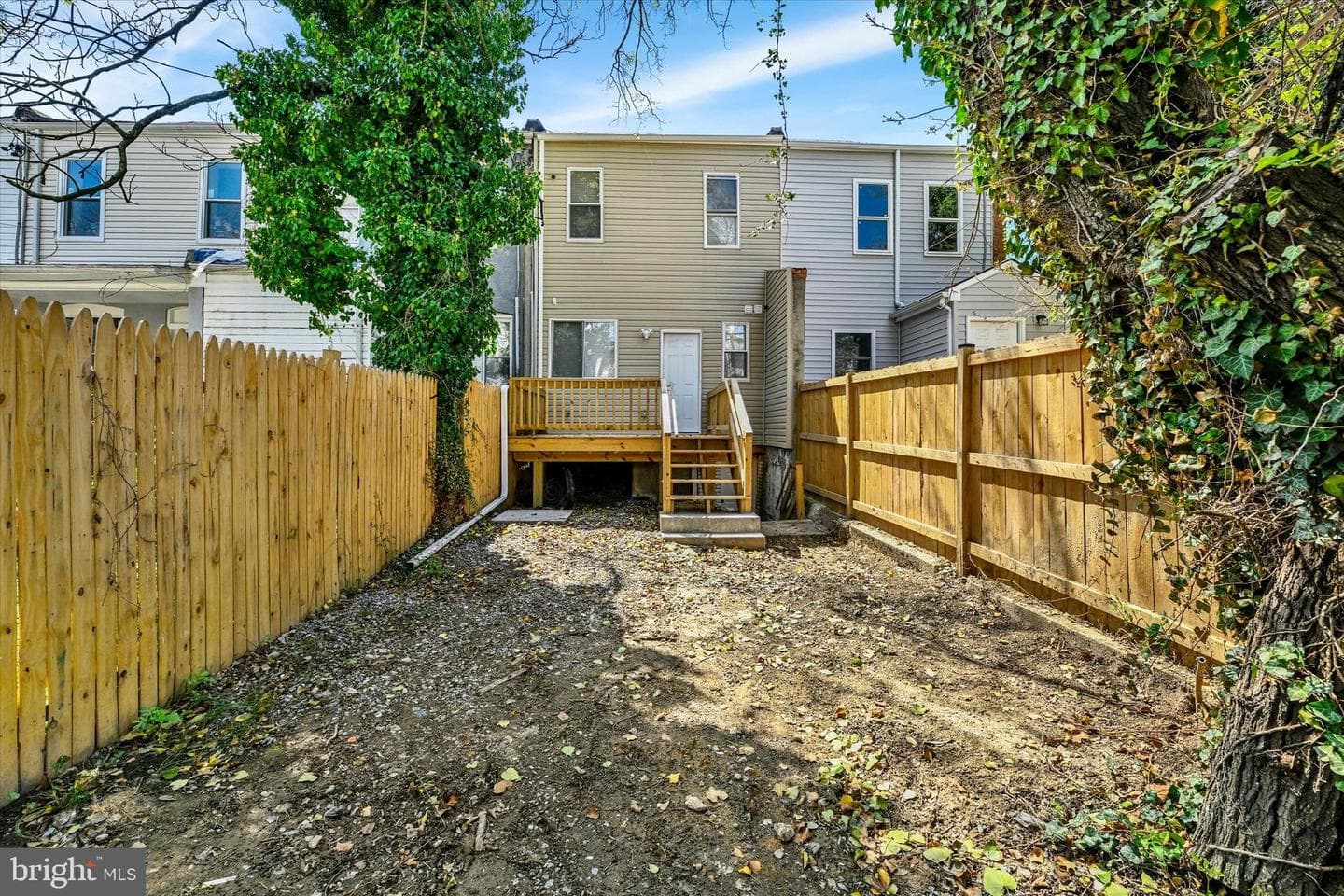 1604 Carswell Street photo 14