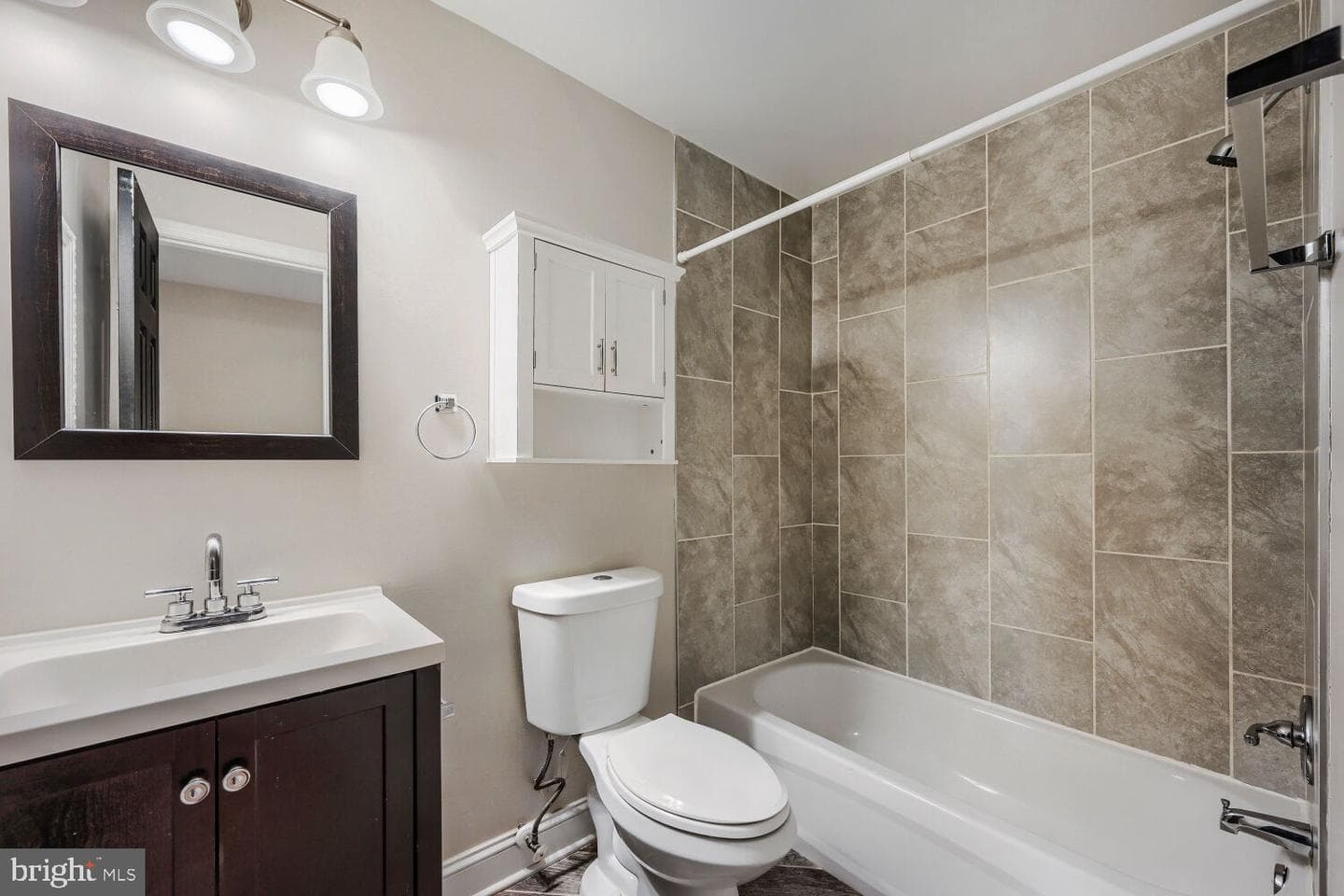 309 S Fagley Street photo 13