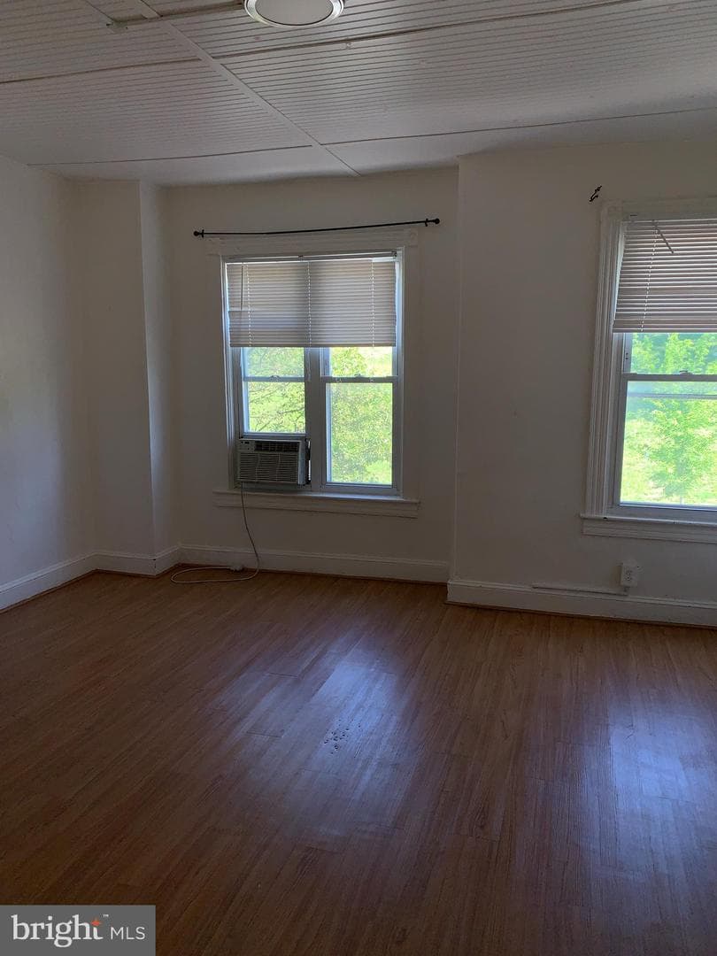 2125 E Preston Street photo 13