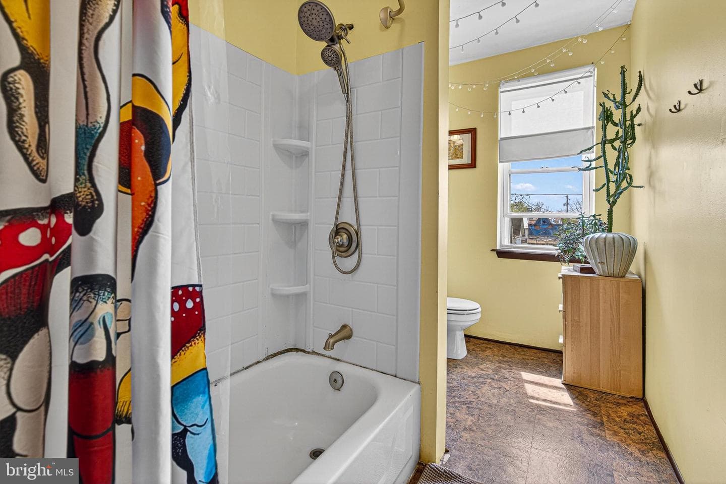 1525 Carswell Street photo 10