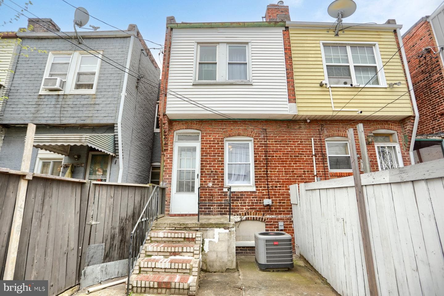 3822 Bank Street photo 27