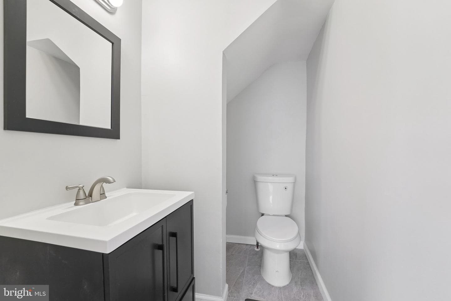 5701 The Alameda photo 11