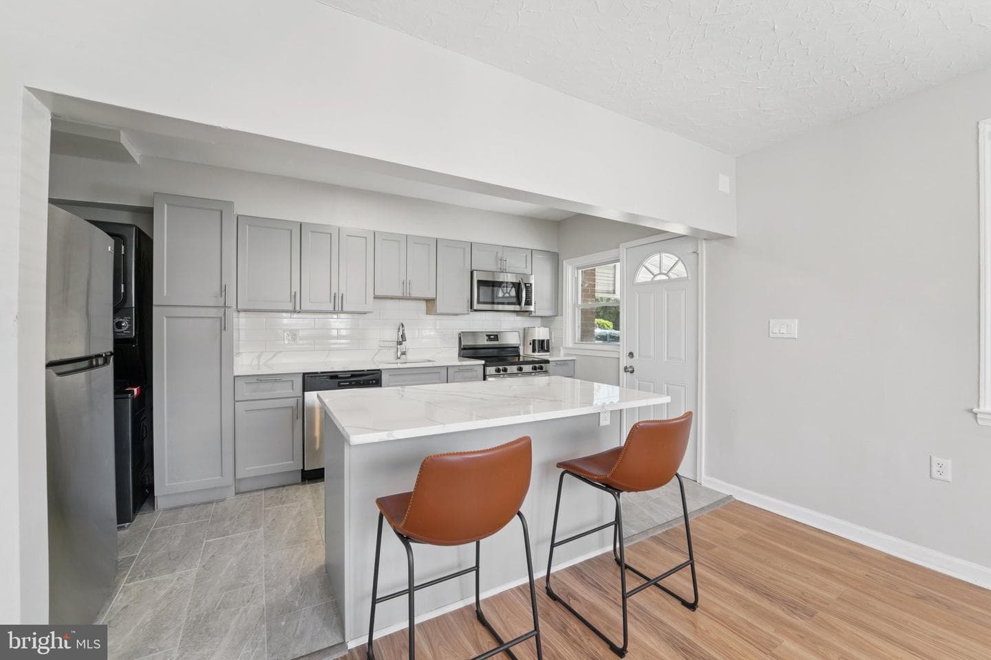 5701 The Alameda photo 14