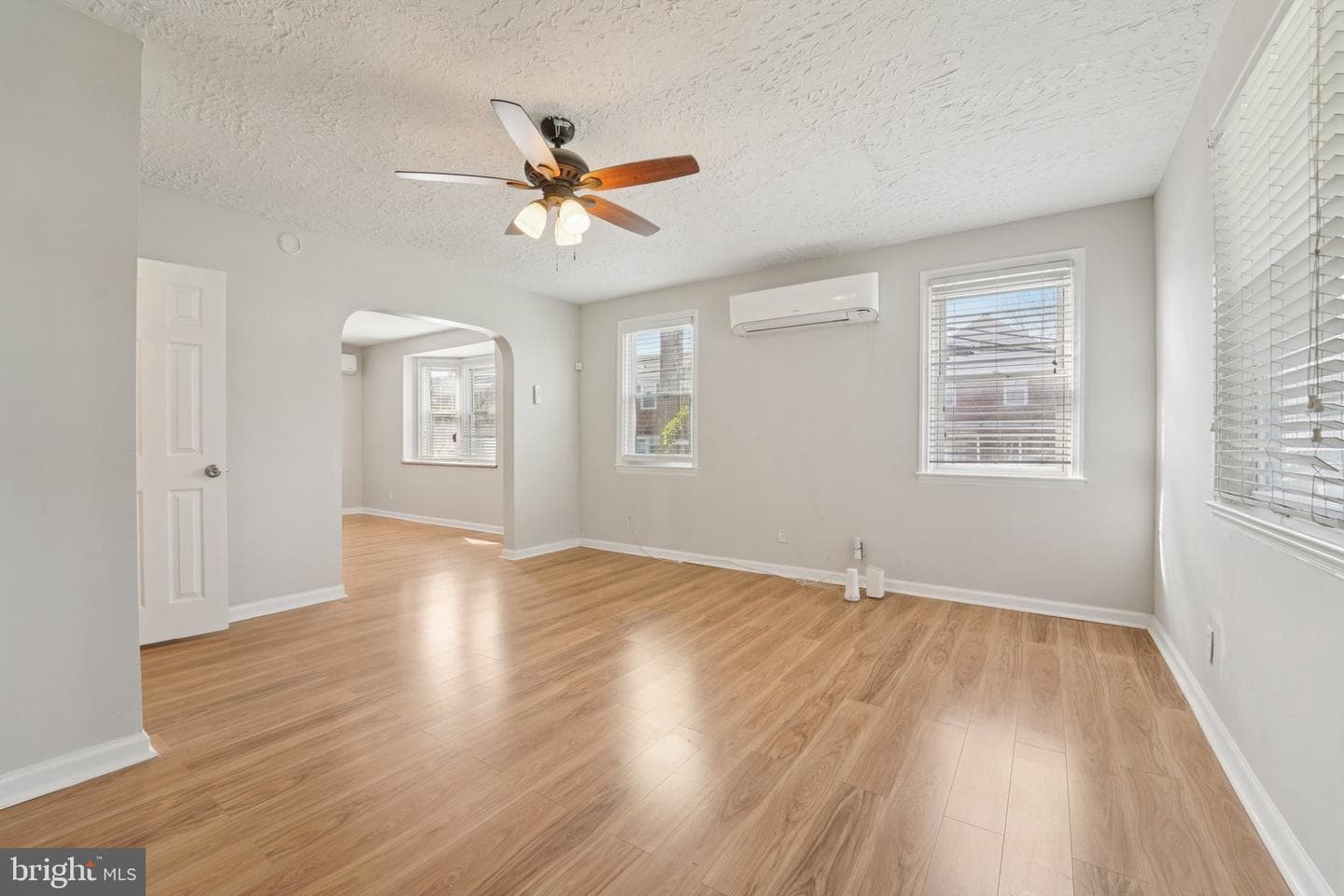 5701 The Alameda photo 6