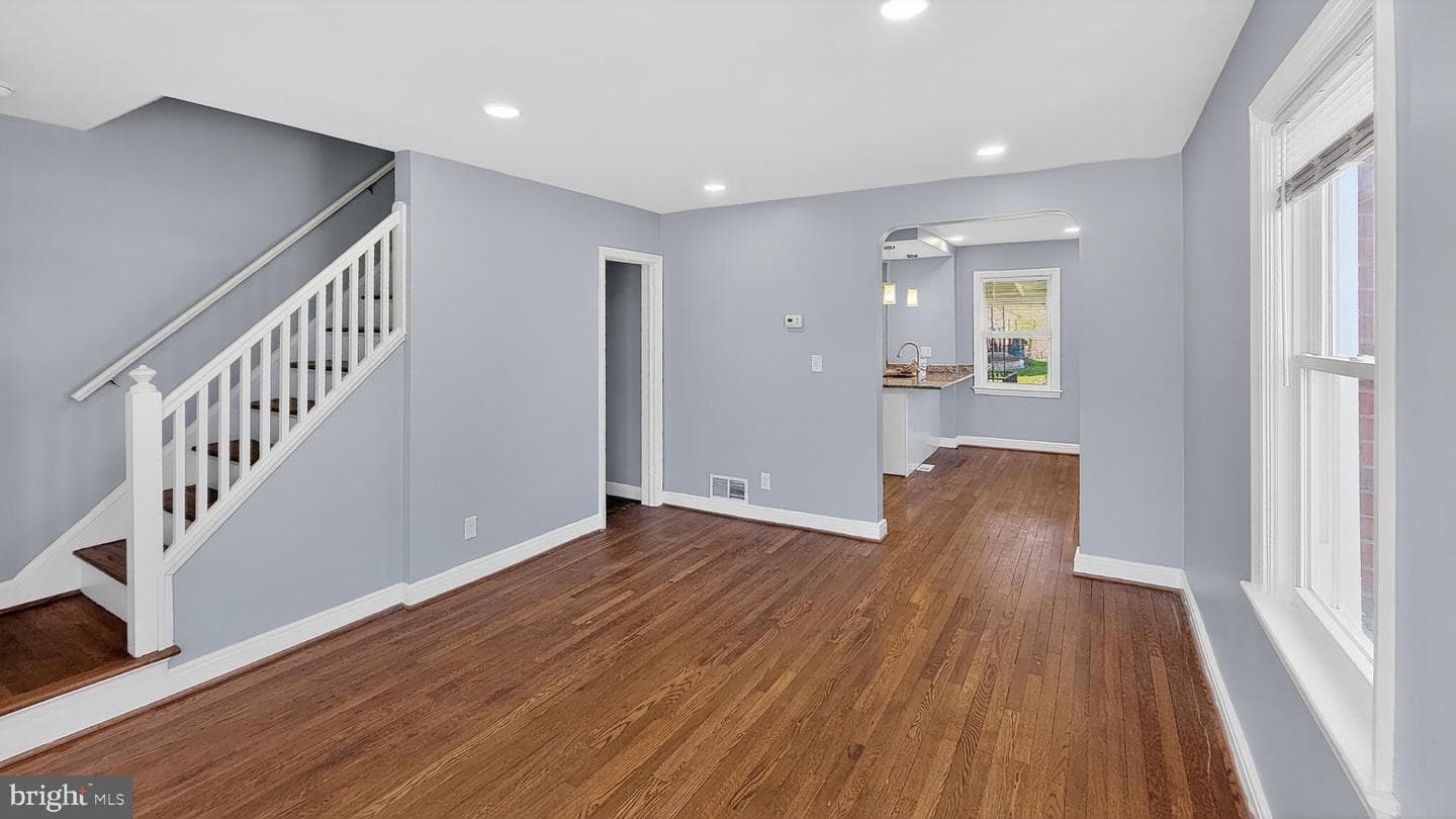 52 Upmanor Road photo 6