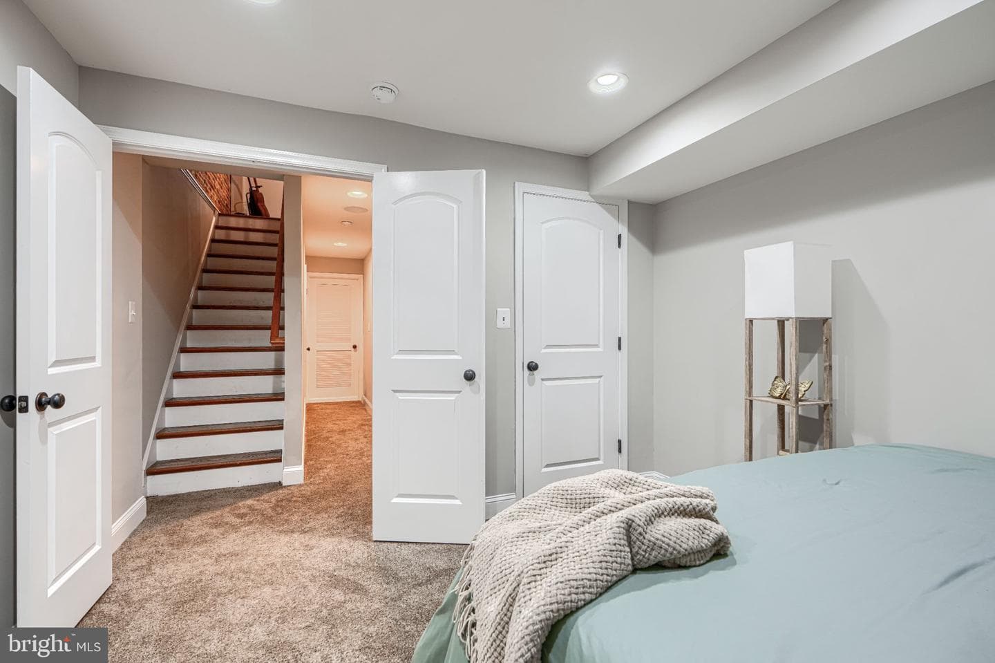 1403 E Clement Street photo 22