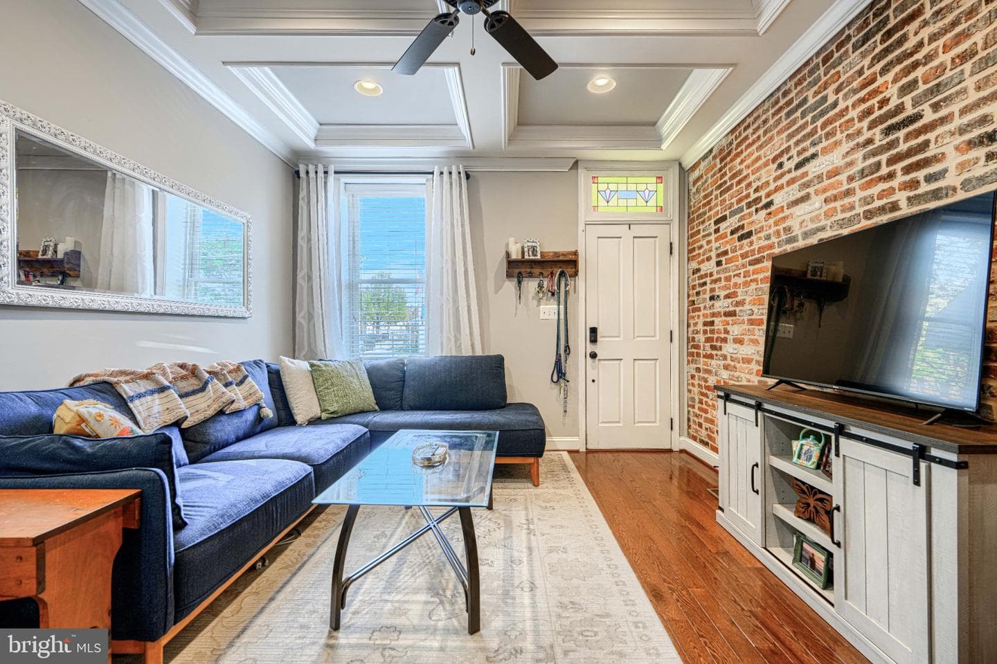 1403 E Clement Street photo 3