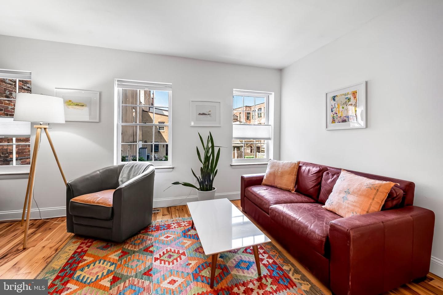 538 Eislen Street photo 8