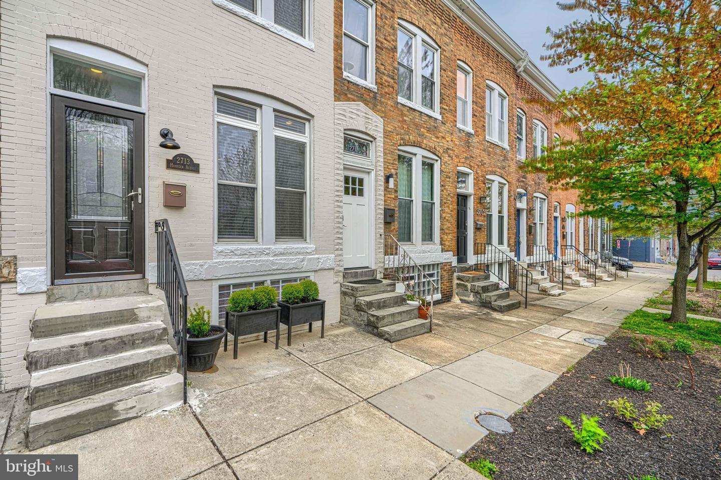 2713 Hampden Avenue photo 2