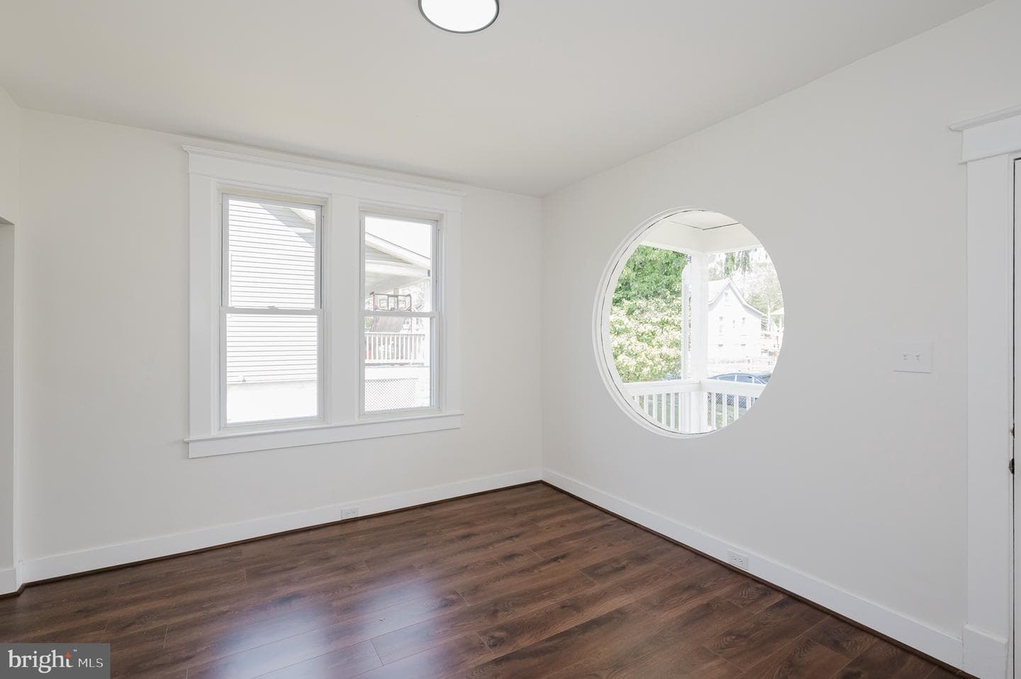 2906 Oak Hill Avenue photo 49