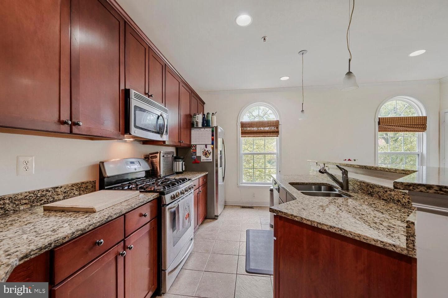 809 Mchenry Street photo 4