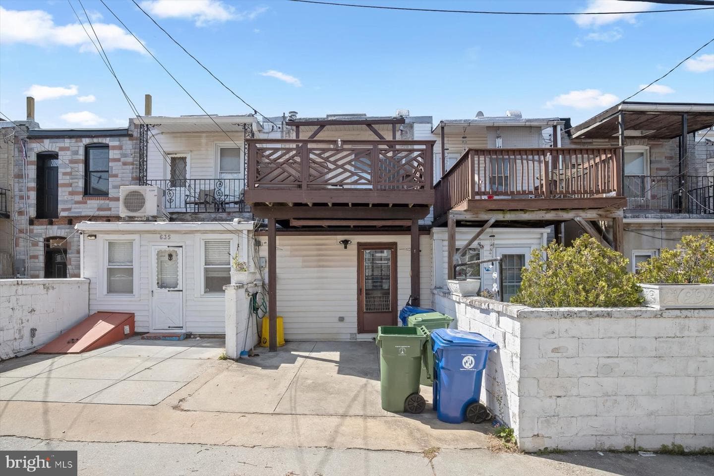 633 S Linwood Avenue S photo 33