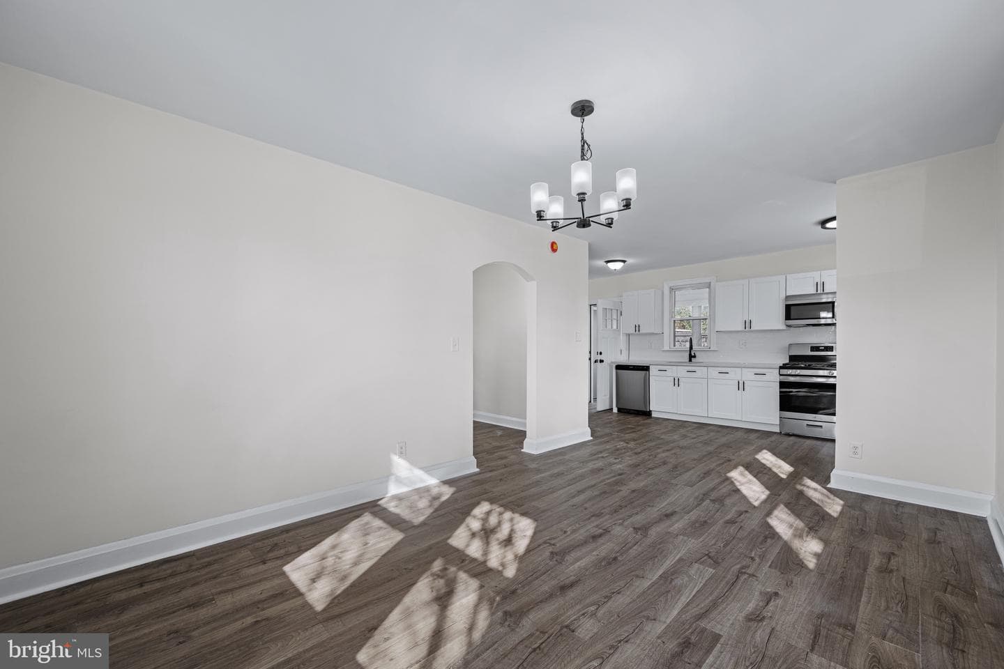 5510 Sefton Avenue photo 8