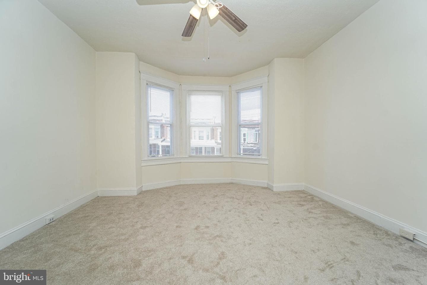 2749 Riggs Avenue photo 20