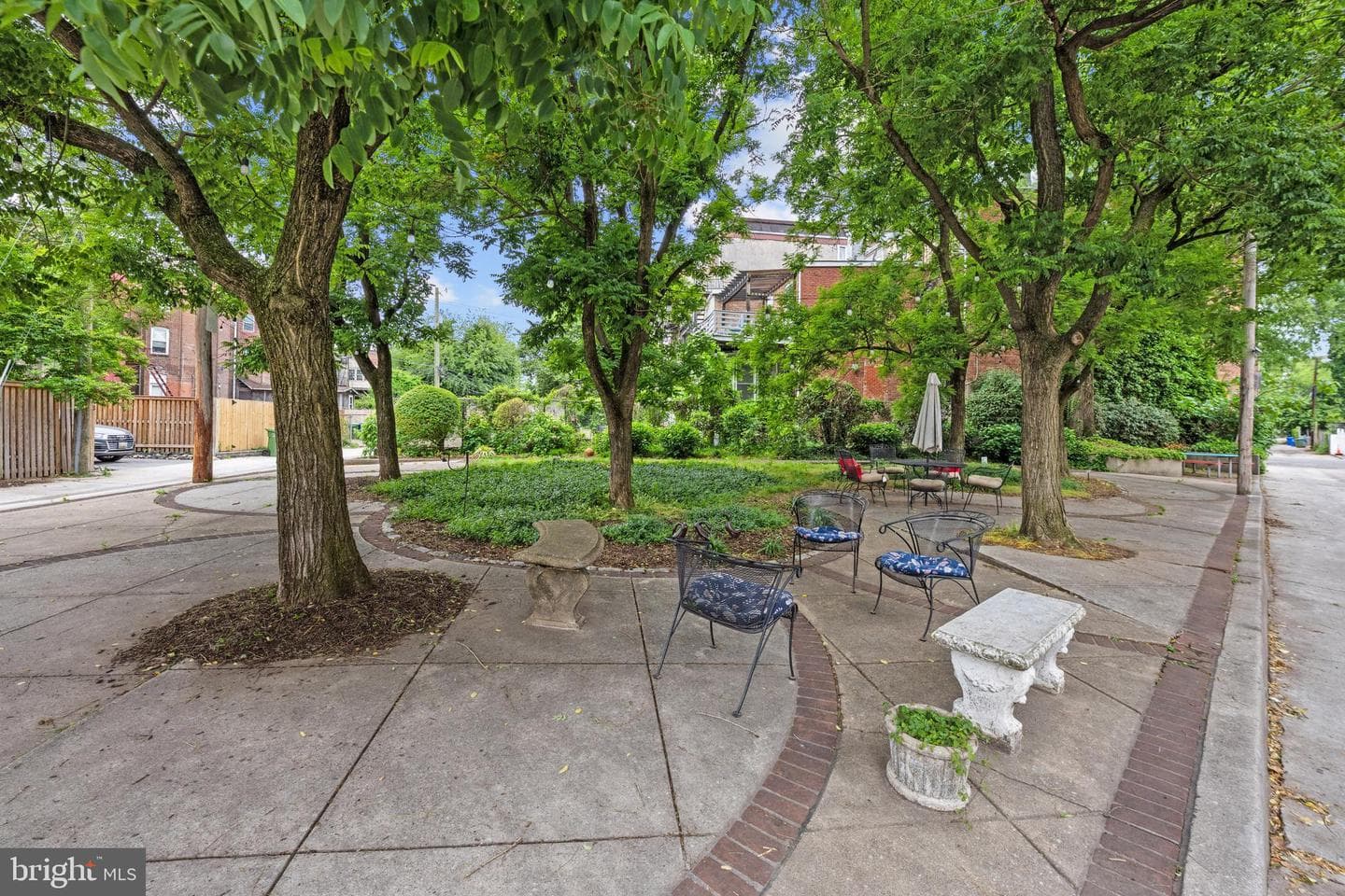2024 Park Ave photo 54